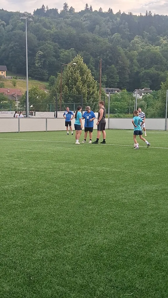 Zaključek sezone mlajših selekcij Ženskega nogometnega kluba v Športnem centru Jevnica